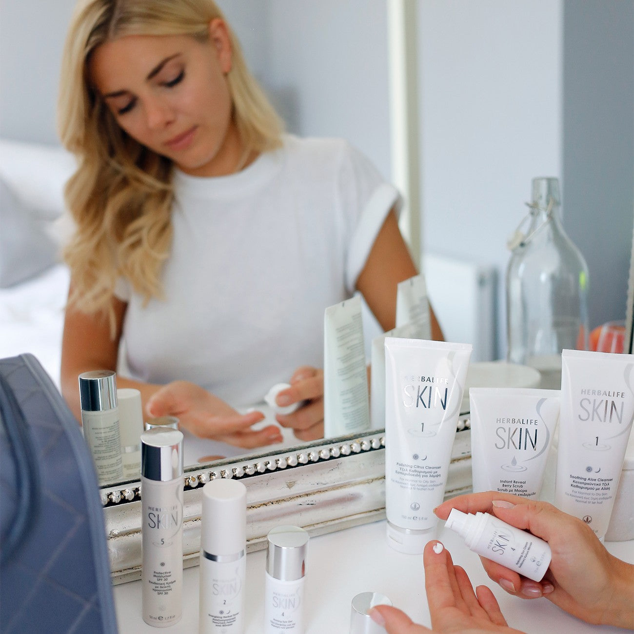 ​​Herbalife SKIN Mască purificatoare pe bază de argilă și mentă​